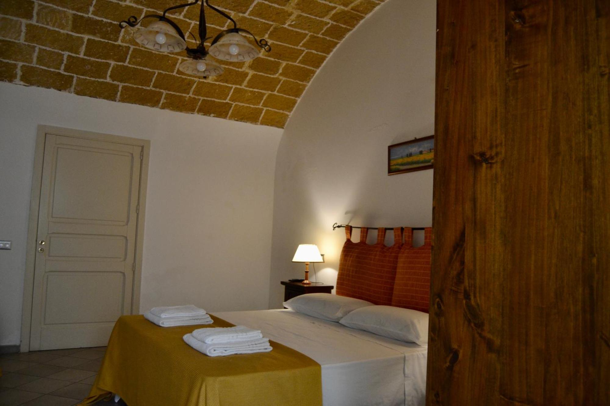 Kallistos Suites & Apartments Gallipoli Buitenkant foto