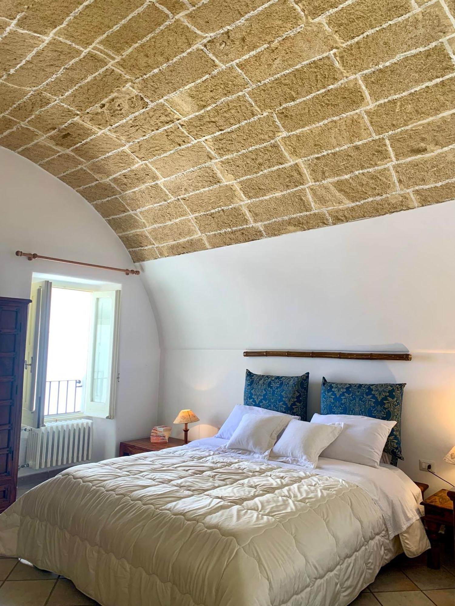 Kallistos Suites & Apartments Gallipoli Buitenkant foto
