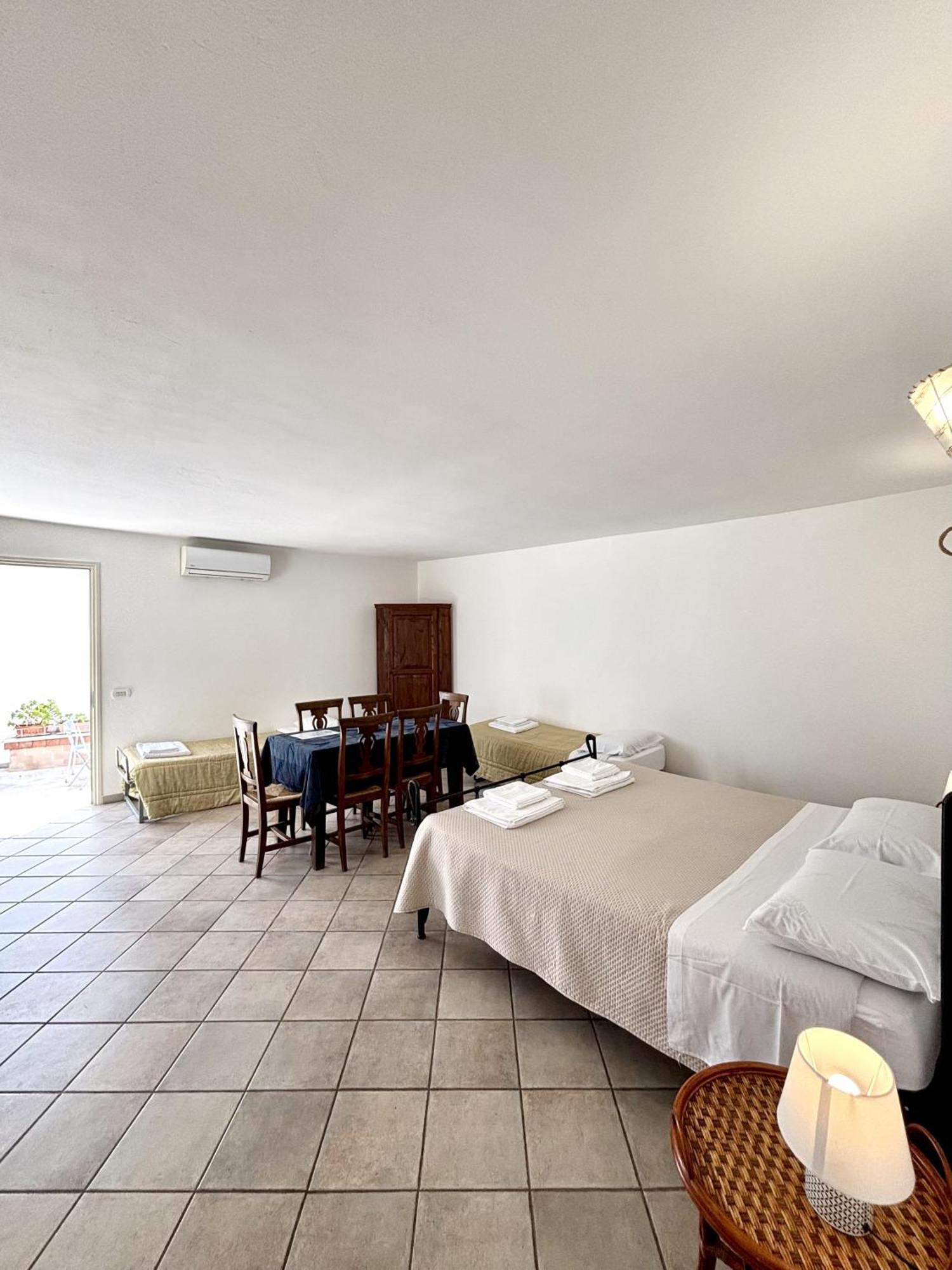 Kallistos Suites & Apartments Gallipoli Buitenkant foto