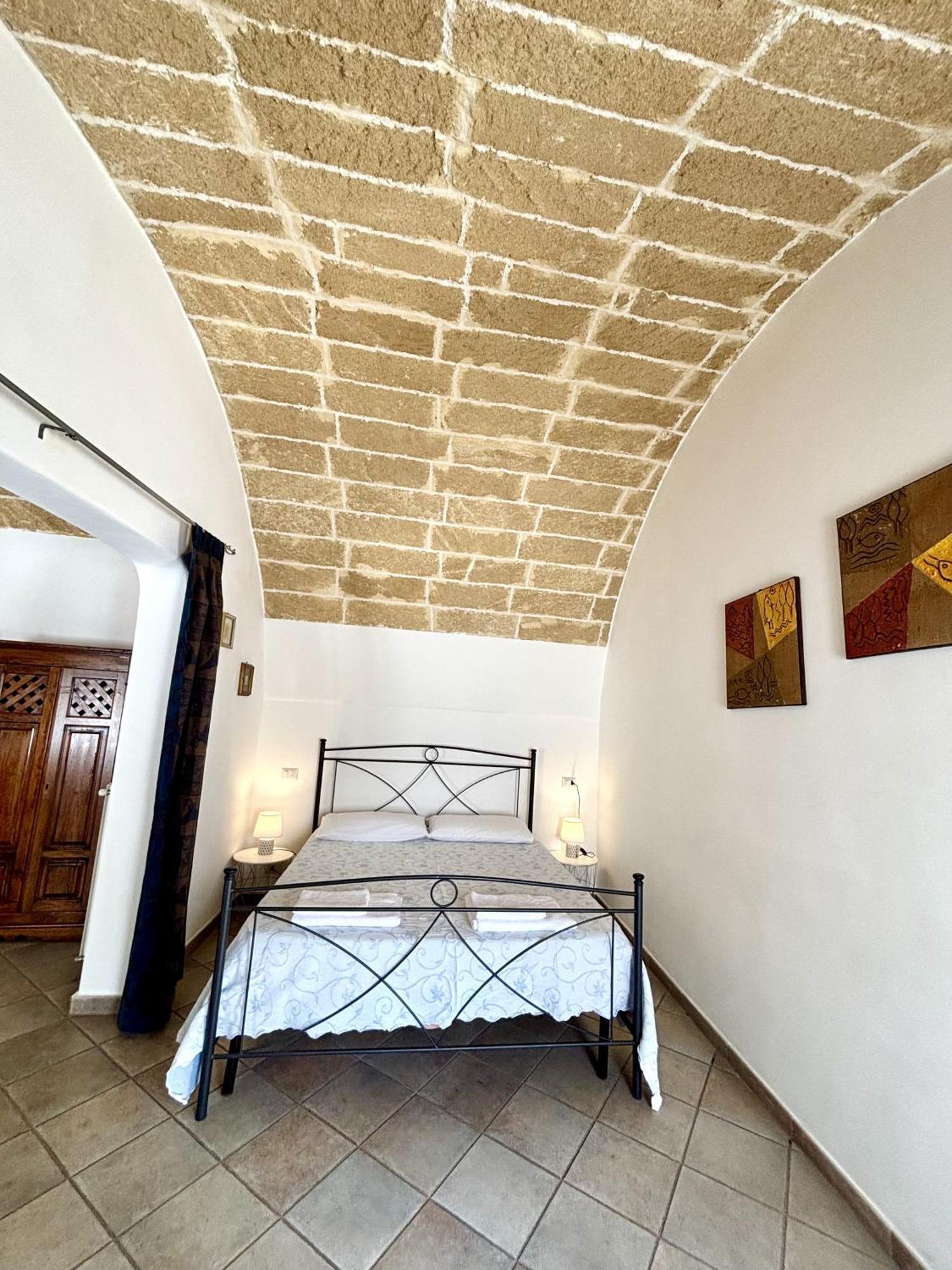 Kallistos Suites & Apartments Gallipoli Buitenkant foto